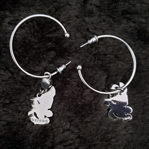 Harley-Davidson Silver Hoop Earrings with Winged Emblem - Picture 2 of 2